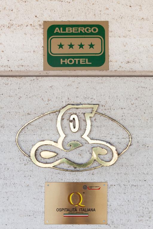 Le Gronde Hotel Cava Manara Luaran gambar