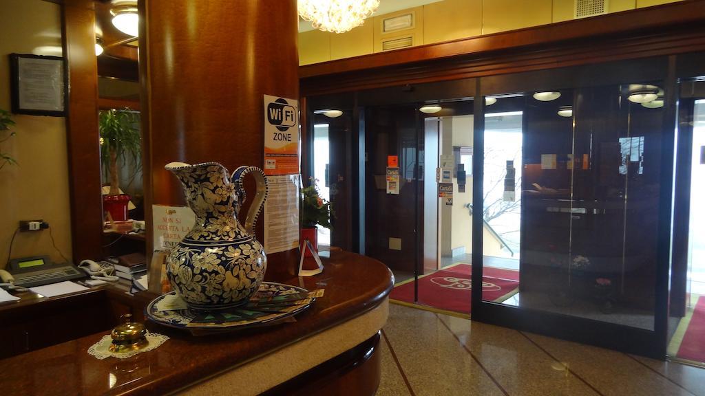 Le Gronde Hotel Cava Manara Luaran gambar