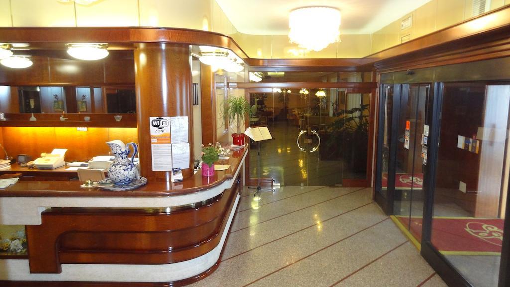 Le Gronde Hotel Cava Manara Luaran gambar