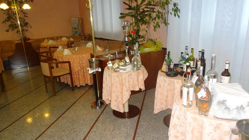 Le Gronde Hotel Cava Manara Luaran gambar